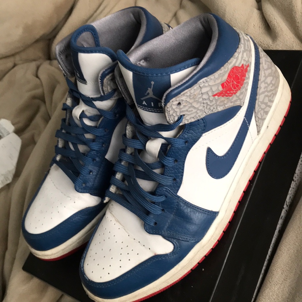 Jordan true blues